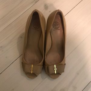 Tory Burch Peep Toe Nude Wedges